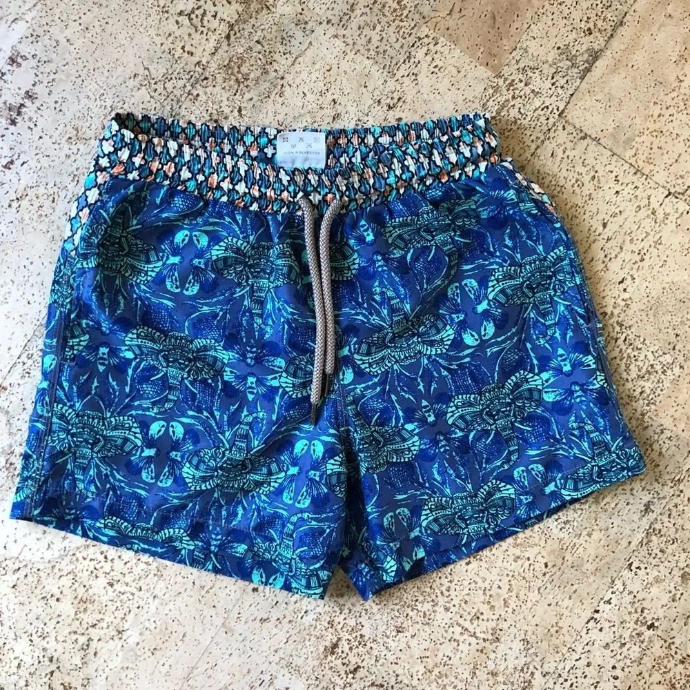 MAAJI Men’s Elephant & Diamond Lined Swim Trunks Size Small